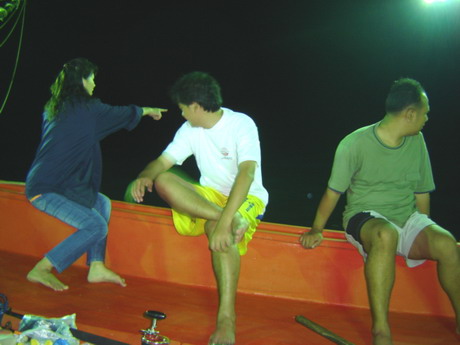 เรือออกจากฝั่ง ไม่นาน ก้อถึงหมาย ได