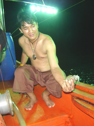 ดื่มไป ตกหมึกไป...ซาบายใจ นังเก่ง....
ไ