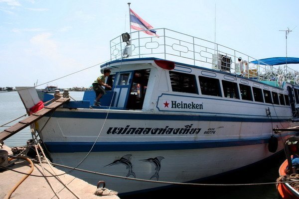 มีหลายคนได้มีโอกาสไปตกปลากับเรือลำนี้เป็นครั้งแรกในชีวิตทั้งเด็กๆผู้หญิงและผู้สูงอายุ เนื่องจากว่าเร