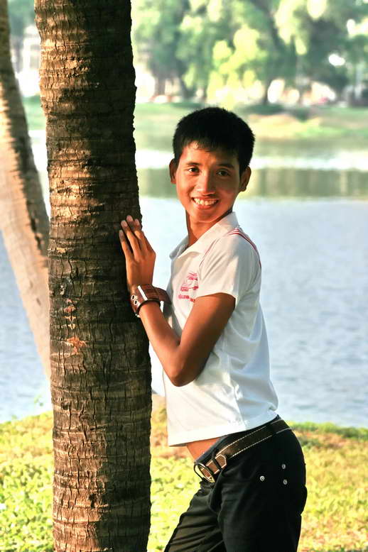  [q]น้อง....ที่สวนรถไฟ [/q] :grin: :grin: :grin: :laughing: :laughing: :laughing:

น้องคนเนี๊ยะ...
