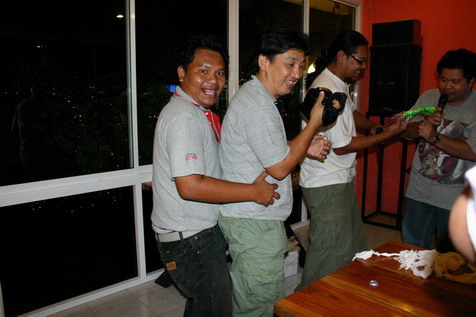 เย้ยยย......................มีรูปแบบนี้ในกล้องตูด้วยเรอะ :laughing: :laughing: :laughing: