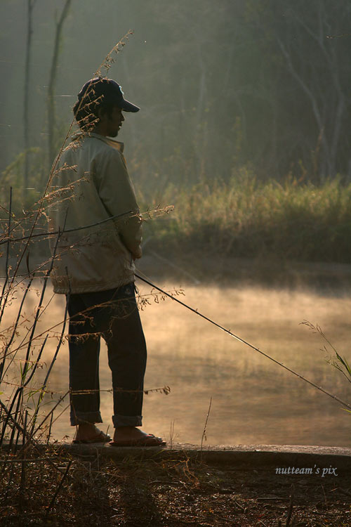 เห็นเจ้าวินยืนตีอยู่แสงสวยเชียว เลยกดมาอีกรูป :grin: :grin: :grin: