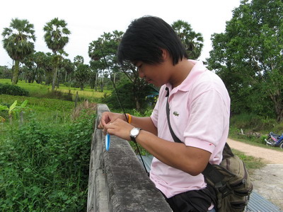ขอโทษอีกครั้งที่ไม่มีภาพอื่นๆที่สวยๆ มาฝากกัน เพราะมั่วห่วงแต่ตกปลาอยู่อย่างเดียว เอาไว้วันหลังจะถ่า