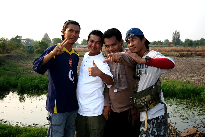 นังมาด ฟิล์มตรูใช้ภาพบรรยายเรื่องโว้ยยยยย

 ไม่ได้ใช้เรื่องบรรยายภาพ  :laughing: :laughing:

ไม่