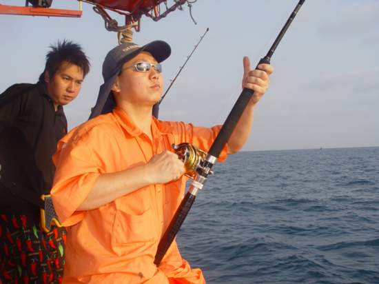  :grin:ตัดมาที่เรือไต๋เรืองของทีมบุญกว