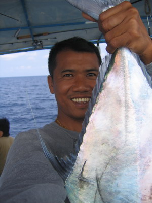 ไม่รู้ครับว่าคัยแต่รู้ว่าเป็นเจ้าของเรือ