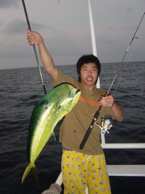 ดูคันเบ็ดกับปลาแล้วสมนำสมเนื้อดีไหมครับ