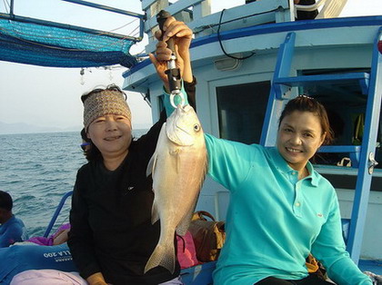 ...คู่นี้....ขอแจมมม...ม.......ม........ :laughing: :laughing: