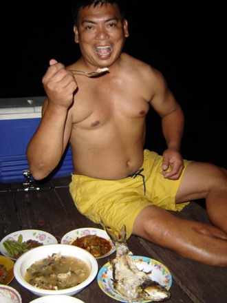 กระสูบ มาแพทีไร ได้กินทุกที....
ตกเอง