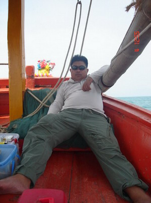 เนี่ยก้อหลับแบบ  บาล๊านส์  ครับ 

หัว