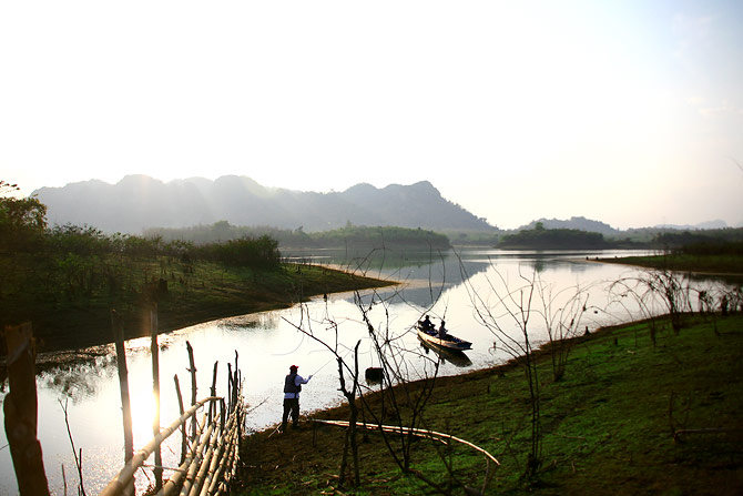 ถ่ายรูป...ตกปลา ...ทริพที่  "โปรแม๊ค" รอคอย