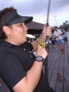 น้องบวม ทำไรอ่ะ ที่ปากอ่ะ น้องไม่ปล่อยเลยนะจ๊ะ    :laughing: :laughing: