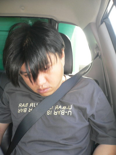 สภาพระหว่างเดินทางคับ
ระยะทางรวม อุบล-ระนอง ประมาณ 1250 Km.
ไปกลับ 2500 Km.   :sleeping: :sleeping