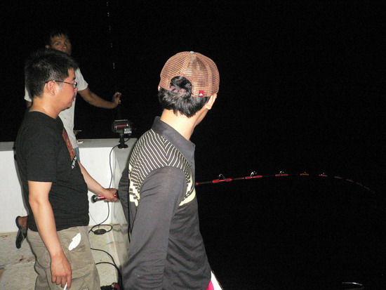 กำลังจัดการกะรอกไฟฟ้าคับ
เพิ่งถอยมา ยังใช้ไม่ค่อยจะเป็นเลยอ่ะ
 :laughing: :grin: :grin: :grin: :la