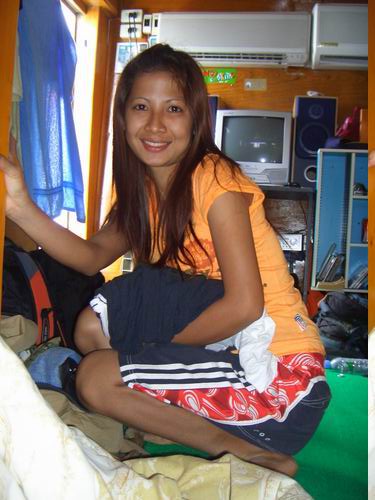 น้องคนสวย   เป็นเทพีสงกรานต์  ประจำเรือคราวนี้ครับ  ได้ตำแหน่งด้วยคะแนน  ขาดลอย  กรรมการ ไม่ต้องคิดม