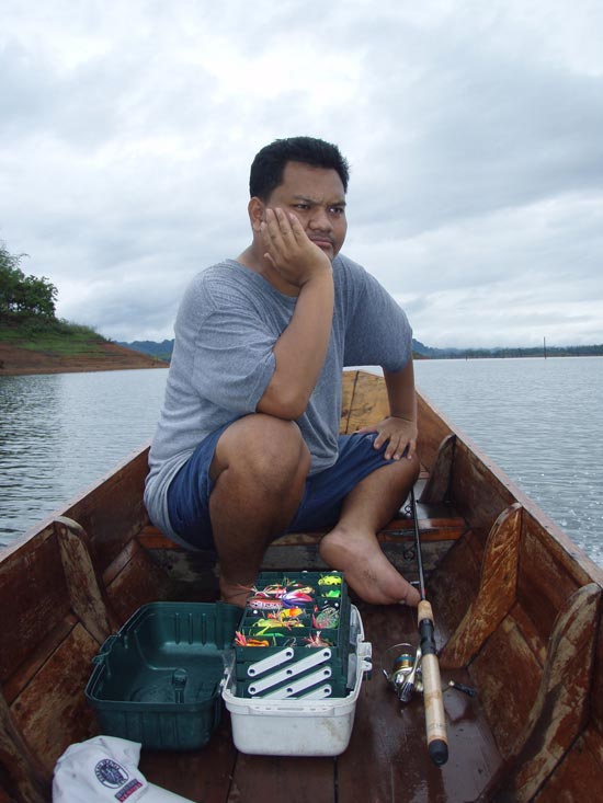 แต่ ตีไปตีมา ปลามัน*ไม่แหลก* น้ามาดก็เลยมีสภาพเช่นนี้
 :grin: :grin: :grin: :grin: :grin: :grin: