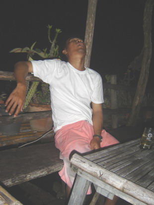 แล้วอันนี้ เรียกว่า **ซากศพที่เขื่อน**
ได้ป่าวอ้ะเพื่อนกั๊กเล็ก
 :laughing: :laughing: :laughing: