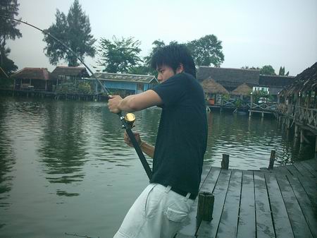 จะกลับบ้านแล้ว เลยให้น้องแพนอัดตัวส่งท้ายง่ะ :laughing: