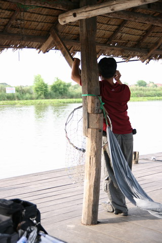 เห็นน้ายศแกบ่นเหนียวตัว  ปวดเมื่อย  ไม่รู้โทรไปนัดหมอหรือเปล่า  :laughing: :laughing: