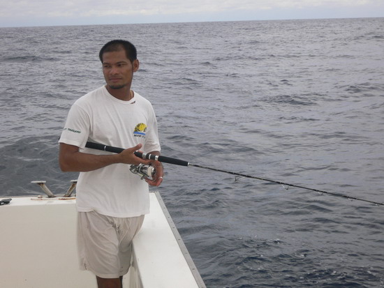 อาวุธ ประจำกาย...
รอก DAIWA CALDAI 4000
คัน Chojin PE 1-3 ชุดเล็กๆ..สนุกดีครับบบบ
ราคาก็..เบาๆ...