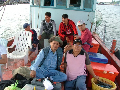 ออกทริพ  กับเรือพรานทะเล     แถวเกาะมันนอก มันใน   และหินเพลิง  ระยอง