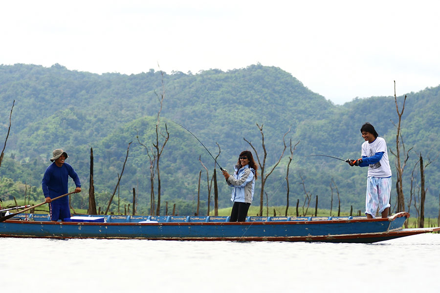 ผลัดกันให้ แก๊ปอยู่หัวเรือบ้าง