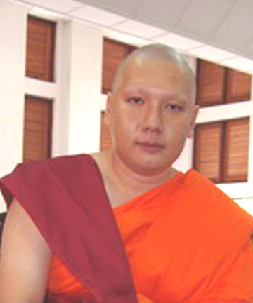 17กรกฎาคม วันเกิดท่านอนุภัคโทภิกขุ (พระเอิร์ธ)