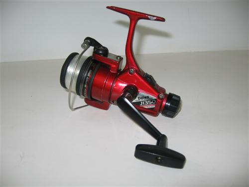 เอาอีกตัวแระกัน รอกเก่ายอดนิยมในอดีต
Daiwa J1350 