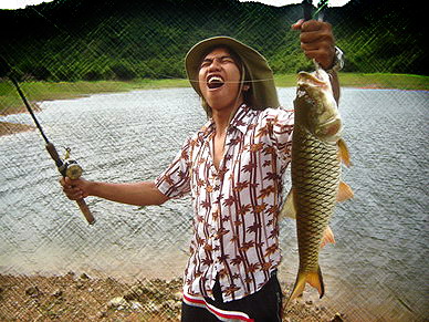 โลโก้น้าโน๊ตอะ.....เปลี่ยนตั้งนานแล้ว....
แต่ดูมันมืดๆ ไปหน่อย....ลองดูใหม่จิ....
 :laughing: :lau
