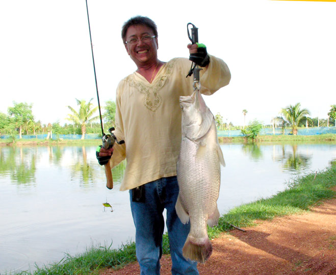 เข้ามาดูนานมากๆแล้วครับ ใช้บริการหน้าประมูล กะ ตลาด
ซะส่วนใหญ่ ไม่ค่อยได้post... ยินดีที่รู้จักทีมง