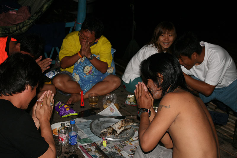 เมื่อมีผู้ให้ ....หาให้เรากินก็ต้องขอบคุณกันหน่อย.... :grin:

ขอบคุณ ท่านV2มากๆครับ...... :laughin