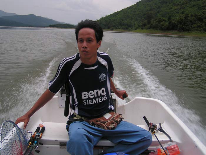 ทดลองขับเรือมันส์สุดๆๆ สงสัยเอาสักลำ :laughing: