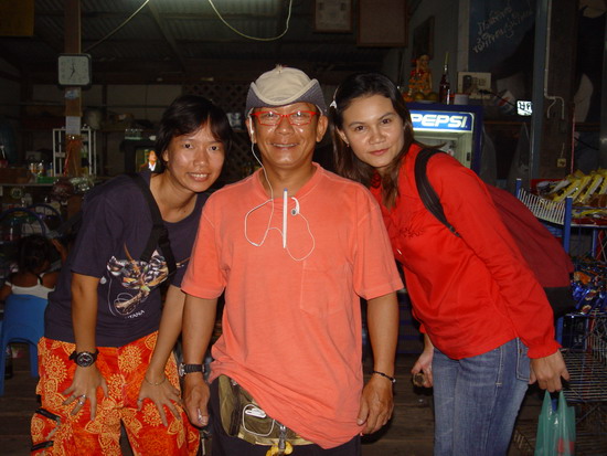 ขอแชะเอาฤกษ์เอาชัยกันก่อง
กิ๊ ๆ ๆ ๆ สีจัดจ้าน งานนี้สู้ว้อยยย  :grin: