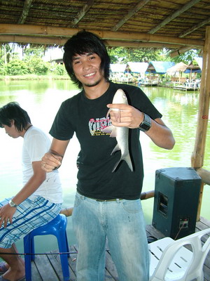 แต้มแรก ของทีม ศ.ป๋าต่อ โดย เดียร์ โลโซ..
ยี่สก ตัวสวย..
 :grin: :grin: :grin:
รูปหล่อ มาดเซอร์..