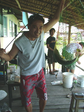 ฮี่ ๆ ๆแต้ม มาเรื่อยๆแล้วจ้า ทีมศ.ป๋าต่อ
 :grin: :grin: :grin:
น้าอ๋อง ฝีมือดี ดวงแจ่ม จัดขึ้นมาหล