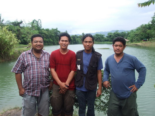 เป็นสถานที่งดงามครับ ทั้งสถานที่และจิตใจ
โอกาศต่อไปผมขออนุญาติฝากผลงานบ้างนะครับ