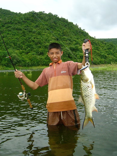หล่อแล้วเจ้าแฮม 2วันติดเลย ฝีมือจริงๆ ทำไมไซต์อย่างนี้ที่ปราณมันเยอะจริง  :laughing: :laughing:

ส
