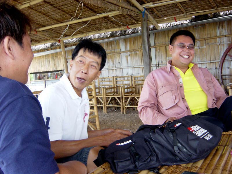 คุยเฮฮากันตามประสาคนรู้จักกัน :cheer:

