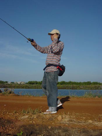 ยังมีอยู่หลายคนที่กำลังตามหาฝัน รวมทั้งเจ้านี่ ฟิเออเรนติโน๊ต
สามไต๋ไปแร้ว ตั้งแต่ไต๋มาด ไต๋เบนซ์ค้