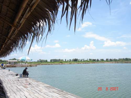 นี่ก็เฝ้าปลานิลเหมือนกันครับ มาจากสระบุรี