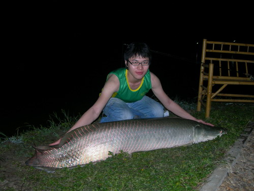 ตัวนี้ก็กินเหยื่อปลอมครับ หายไปตั้งตัวเลย :grin: :grin: