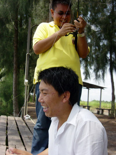 ยัง ยัง ยังไม่พอ..... :laughing: เล่นรอกสปินไง