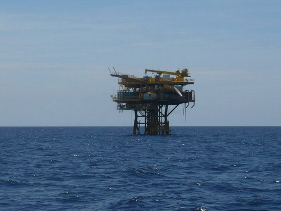 OIL RIG - Gulf of Thai 7-10 September 2007