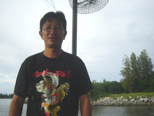 เรือออกจากท่าพี่อ๊อดทำหน้าที่  ไกด