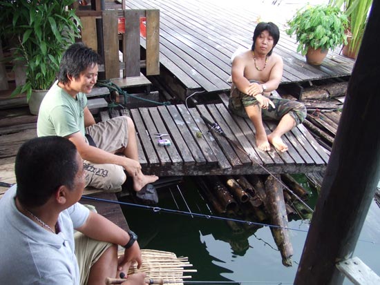 ตกหน้าดินคั่นเวลา ก่อนกินเลี้ยงมื้