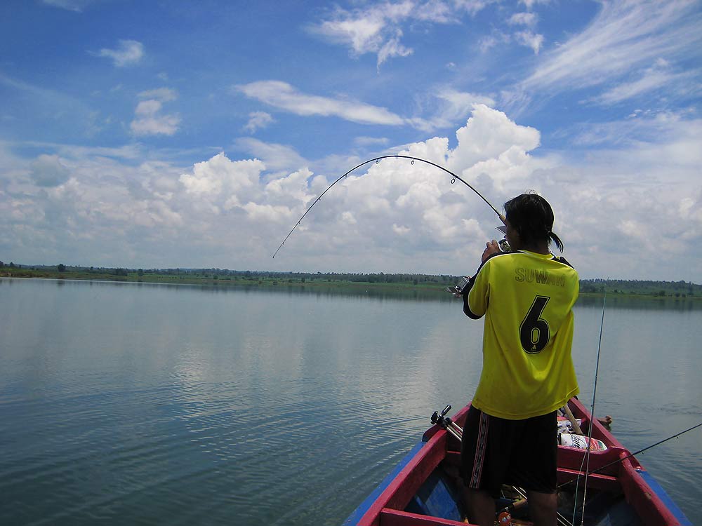 สิ้นเดือนตุลาจะขึ้นไปเยี่ยมเยือนลำแชะอีกรอบนึง รบกวนทีมโคราชช่วยแนะนำวิธีตกกระสูบให้มั่งเด้อครับ