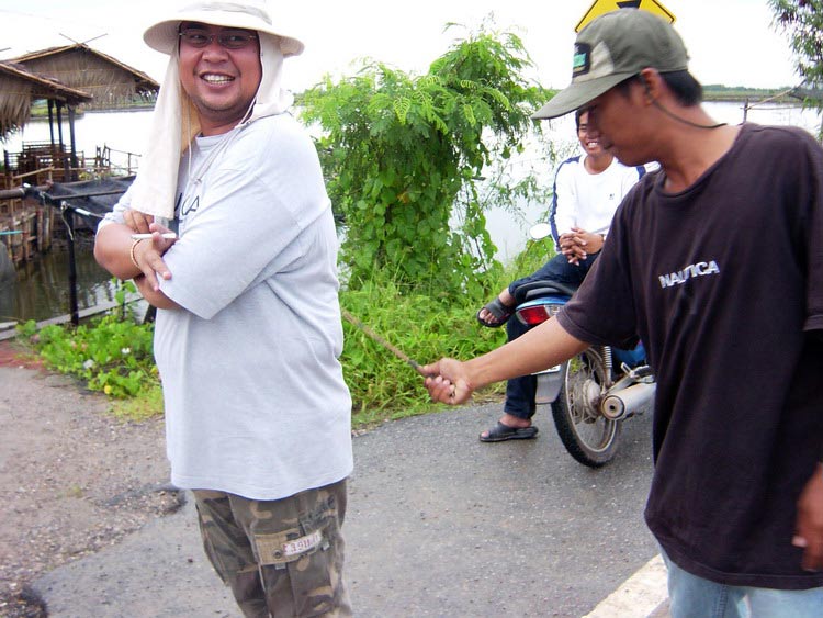 ด้วยความเซงน้าเบนซ์บอก น้าหนึ่ง "กอ