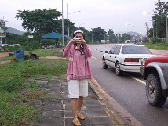 อะ...นี่แอบถ่ายเราเหรอ  นี่แน่...ถ่ายซะ  แฟนใครว่ะเนี่ย

 :love: :love: :love: :love: :love: :love