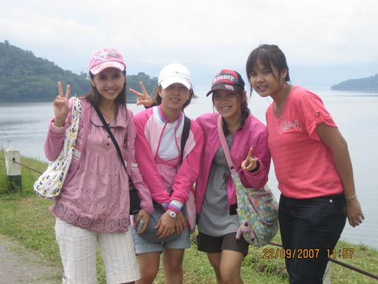 รวมพลัง 4 สาวก่อนจะ......ก่อนจะเป็น................

 :ohh: :ohh: :ohh: :ohh: :ohh: :ohh: :ohh: :o