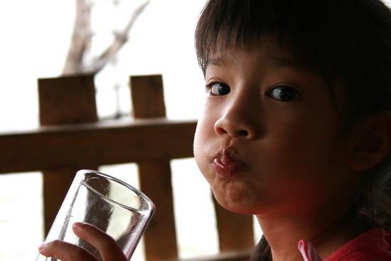 แถมรูป..น้องว่าน......ผลงาน 400 D.................1 รูป..
 :smile: :smile:
-----------------------